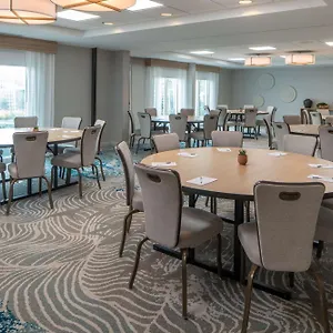 Hotel Hilton Garden Airport
